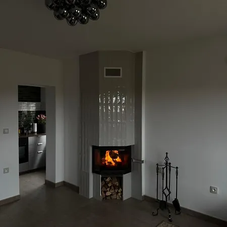 Apartman Ve Vinnem Sklepe -